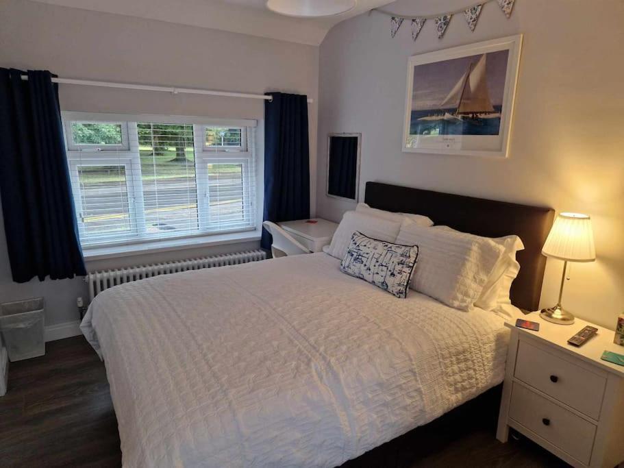 Room On Heath Park Кардіфф Екстер'єр фото